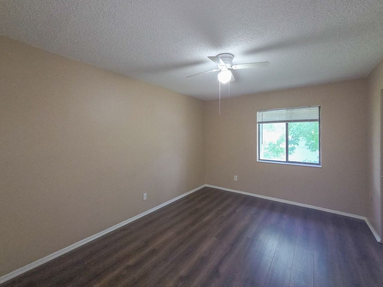 152 Springwood Cir #D - Photo 7 of 23