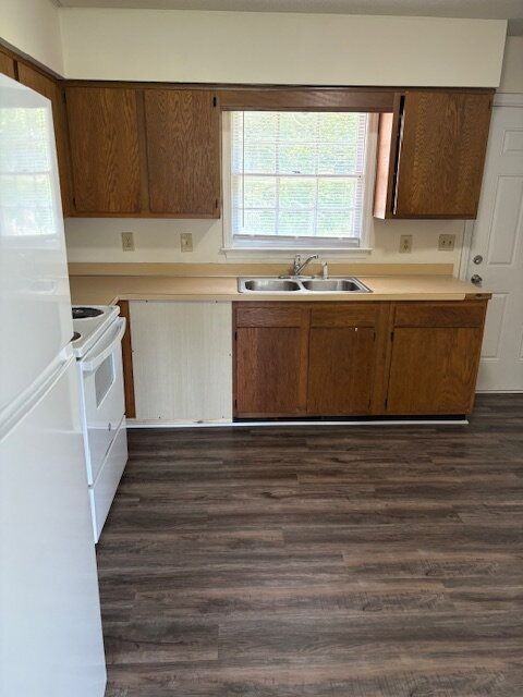 301 Alice Dr #B - Photo 3 of 17