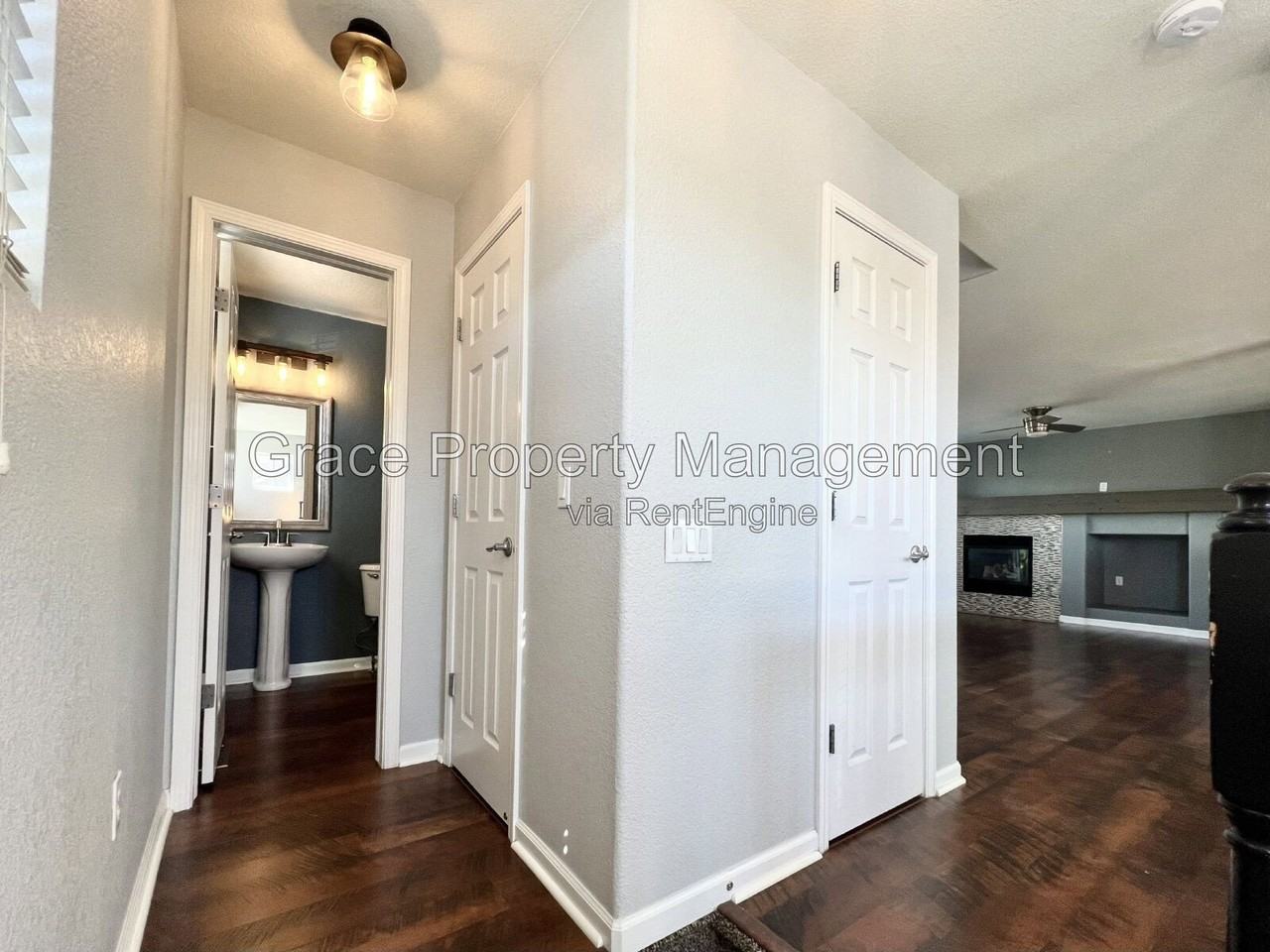 7610 S Shawnee St - Photo 4 of 29