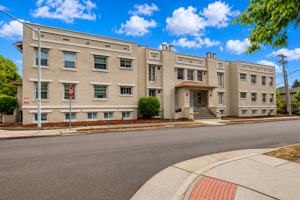 featured image of 204 Nw 17th St