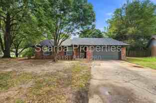 1105 W Vicksburg Pl - Photo 1 of 1