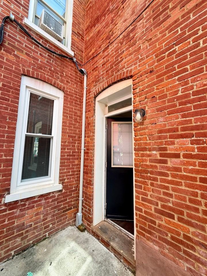 324 S Christian St #1 - Photo 2 of 16