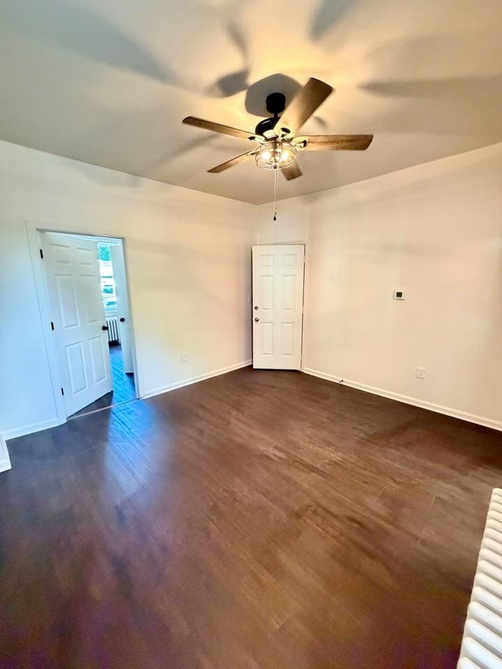 324 S Christian St #1 - Photo 5 of 16