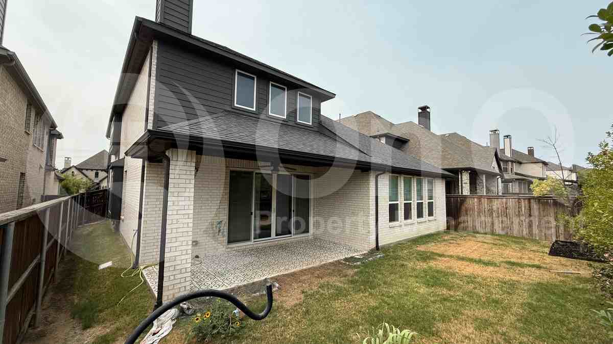 4432 Tall Knight Ln - Photo 2 of 7