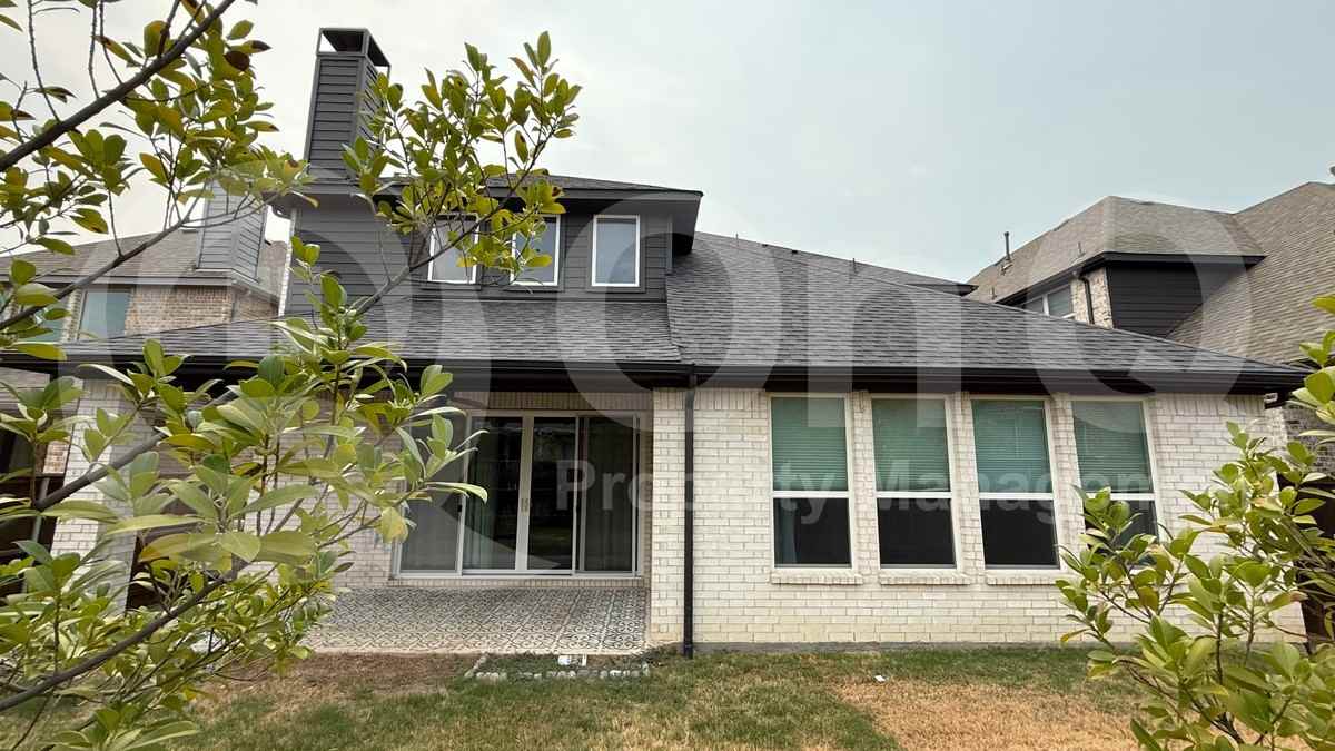 4432 Tall Knight Ln - Photo 3 of 7