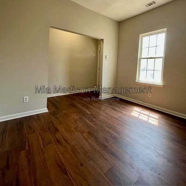 628 W Anderson Ln - Photo 3 of 17