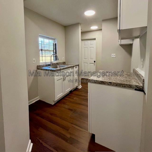 628 W Anderson Ln - Photo 6 of 17