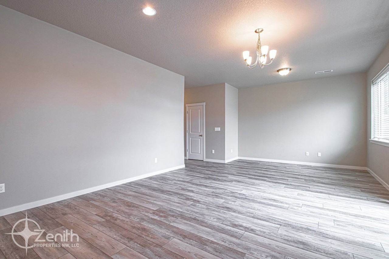1308 Ne 82nd Dr - Photo 6 of 25