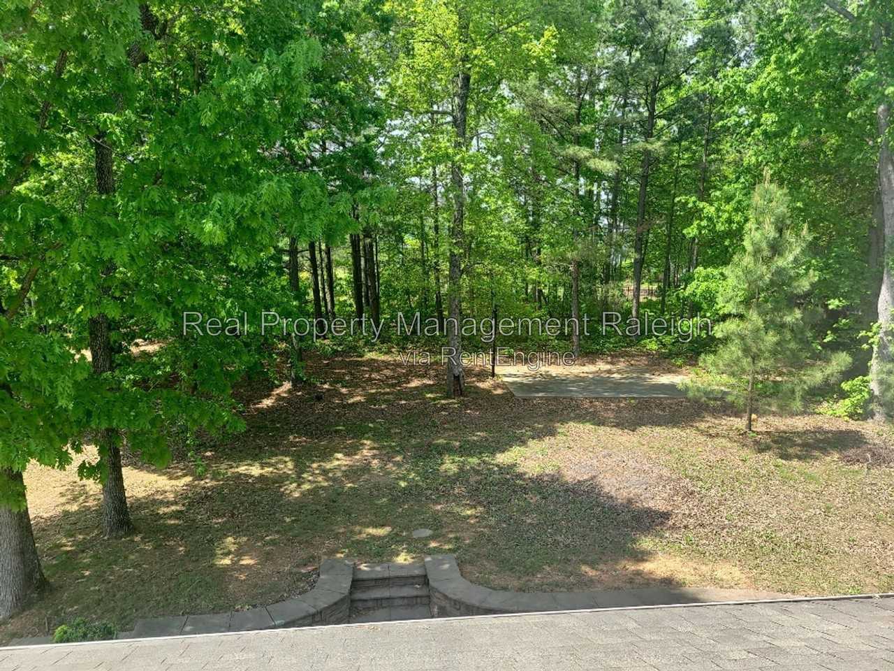 7801 Kensington Manor Ln - Photo 2 of 20
