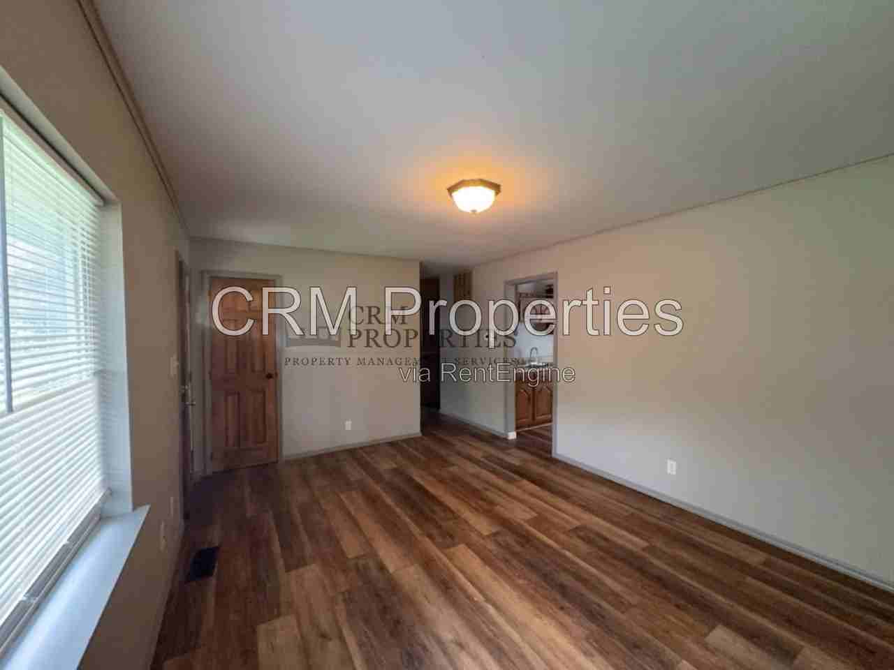 212 Southlea Dr - Photo 5 of 26