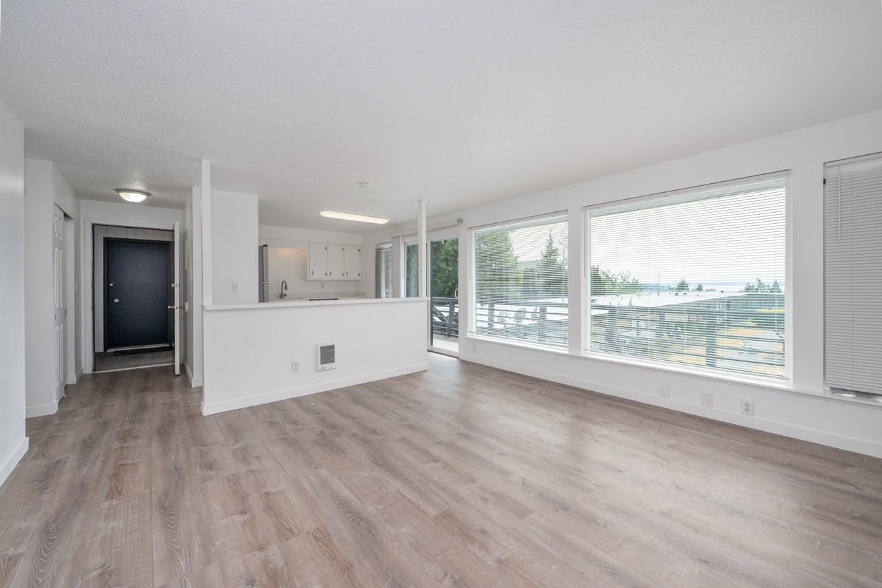 Blue Ridge Apartments - Photo 2 of 16