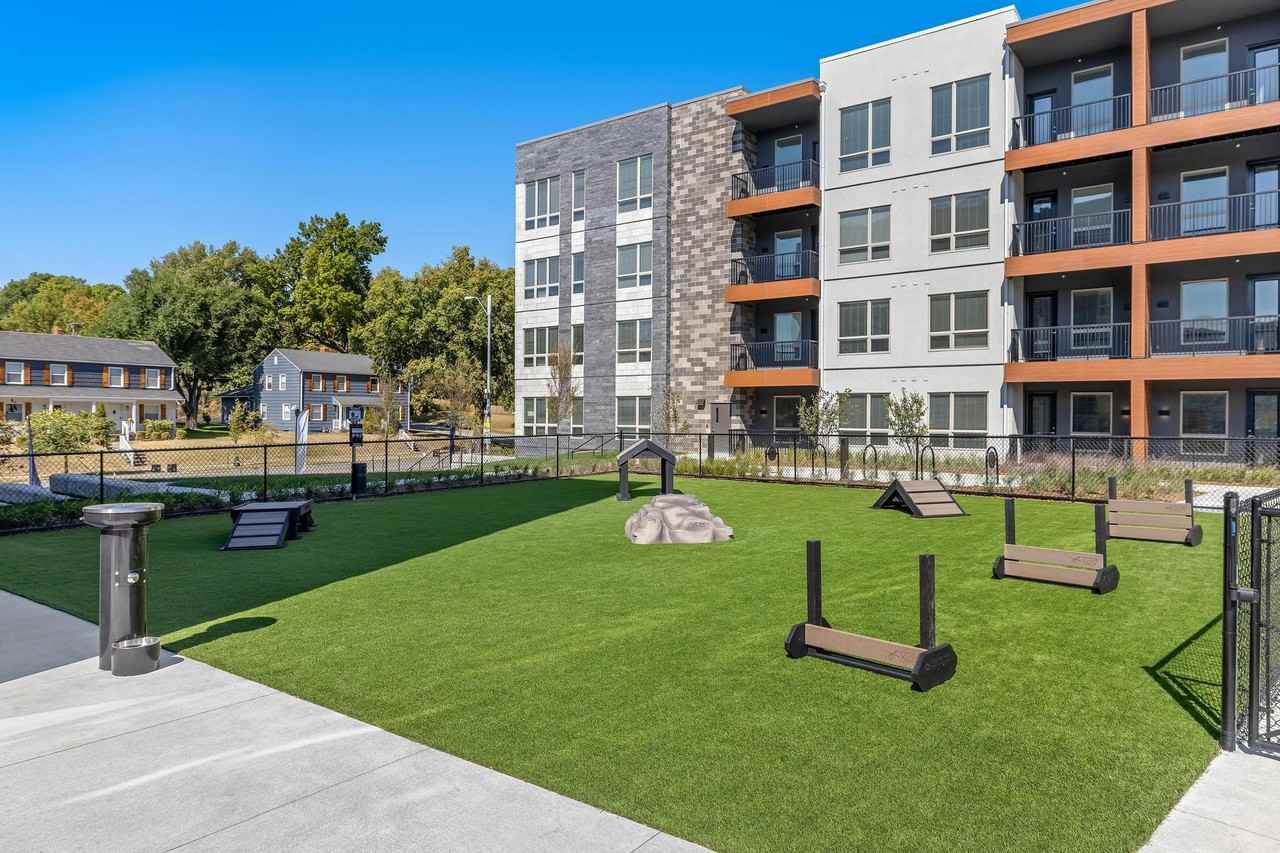 Brookside Commons - Photo 5 of 50