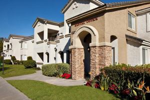 featured image of 1332 Morning View Dr