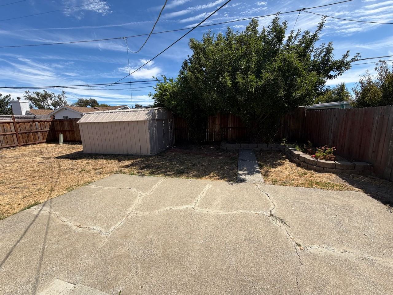 1642 Dover Ave - Photo 3 of 18