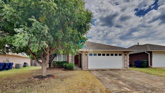 21886 Pioneer Cir - Photo 1 of 1