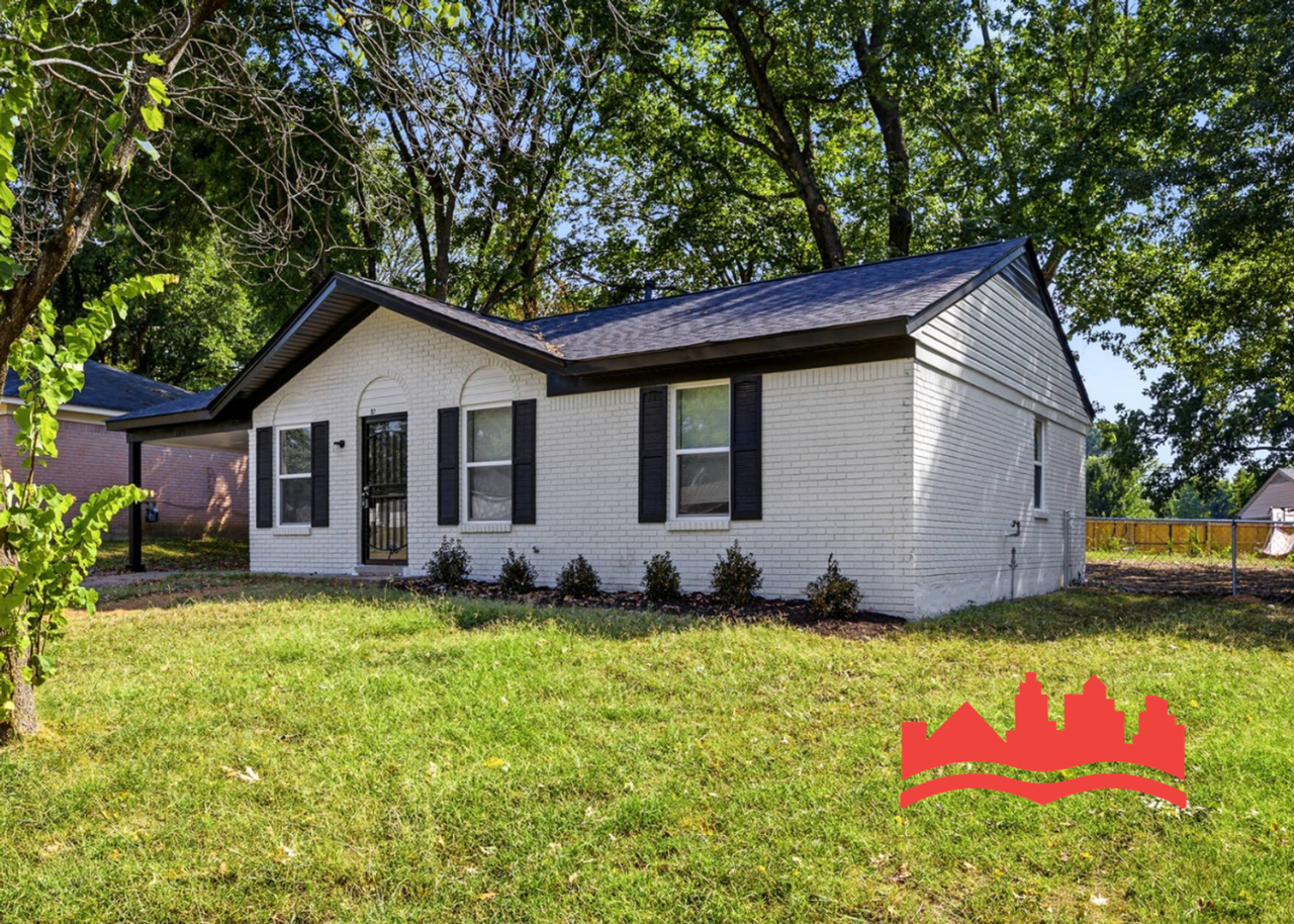 2575 Eastbrook Dr - Photo 2 of 25