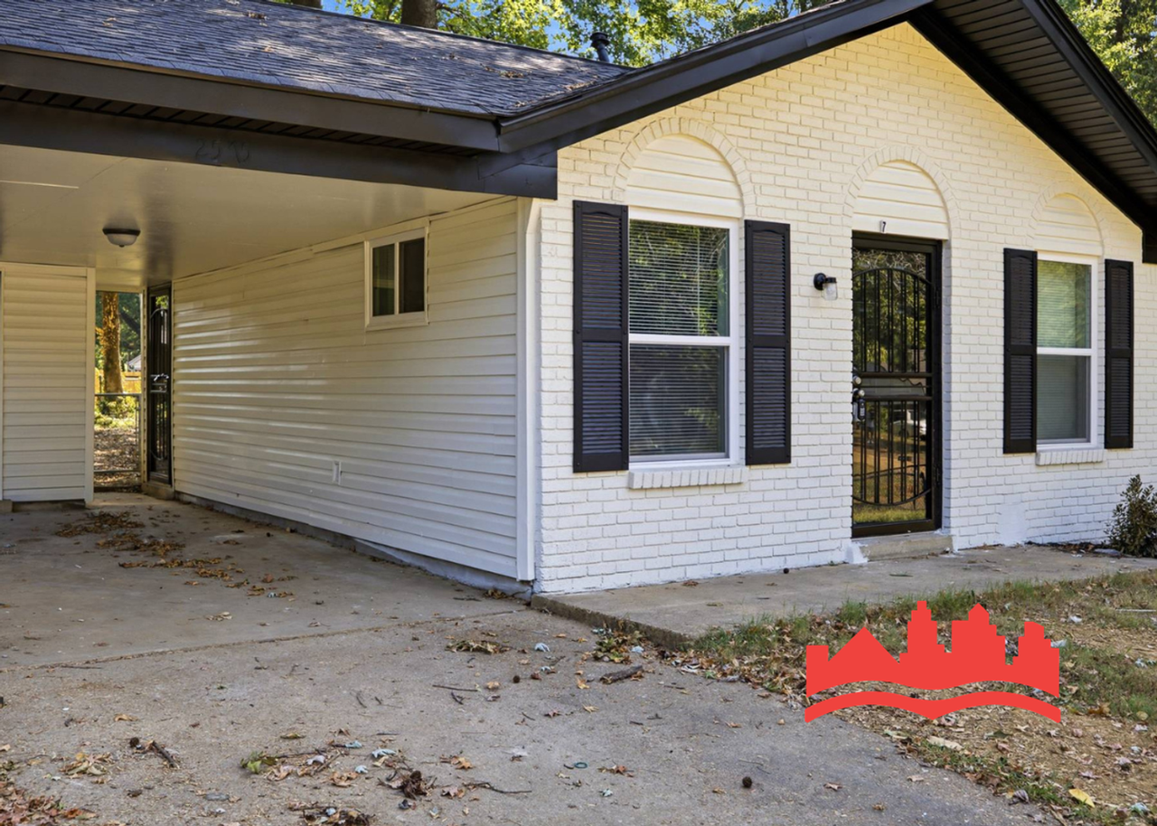 2575 Eastbrook Dr - Photo 4 of 25
