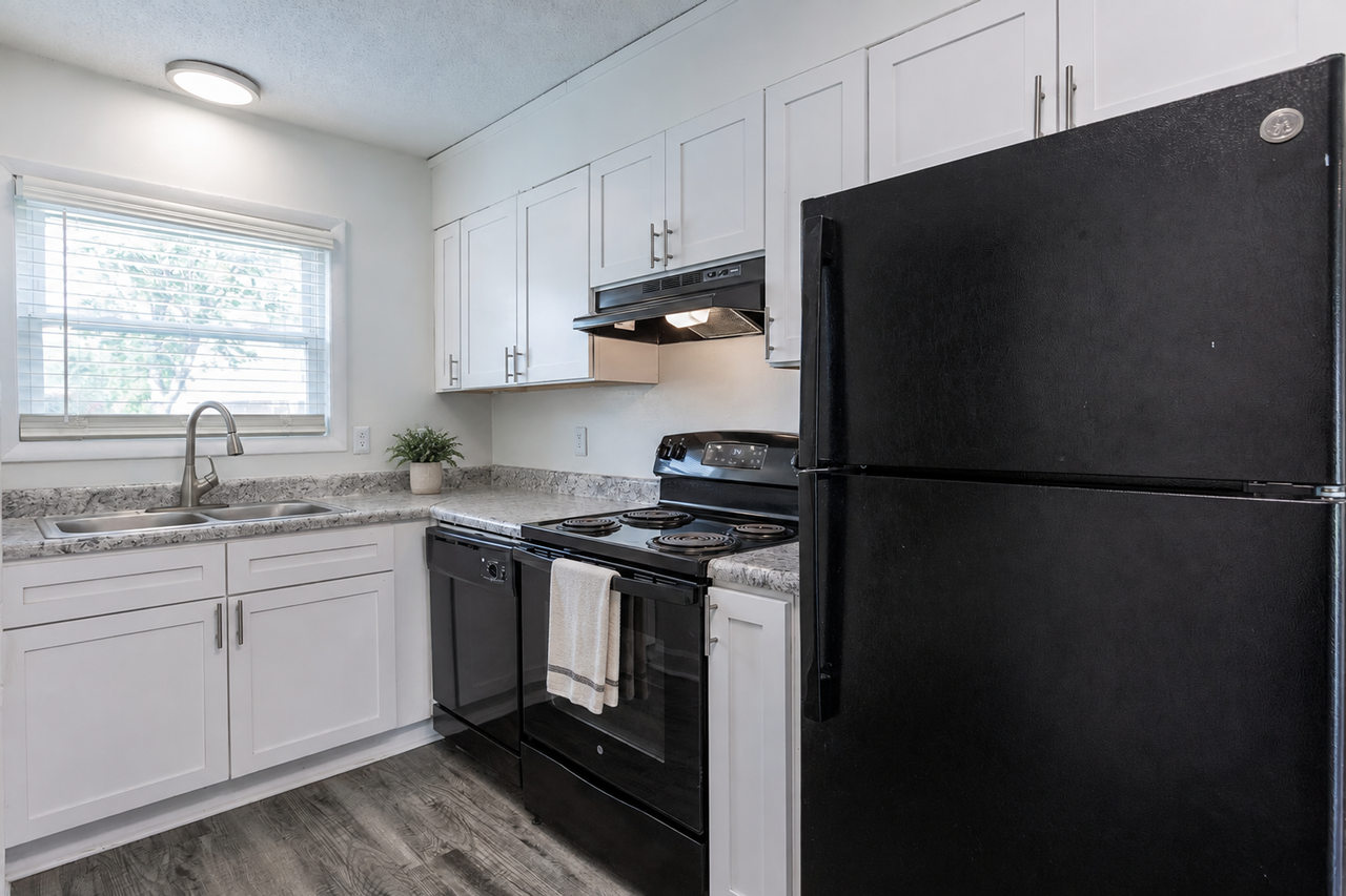 Brynn Marr Village - Photo 2 of 36