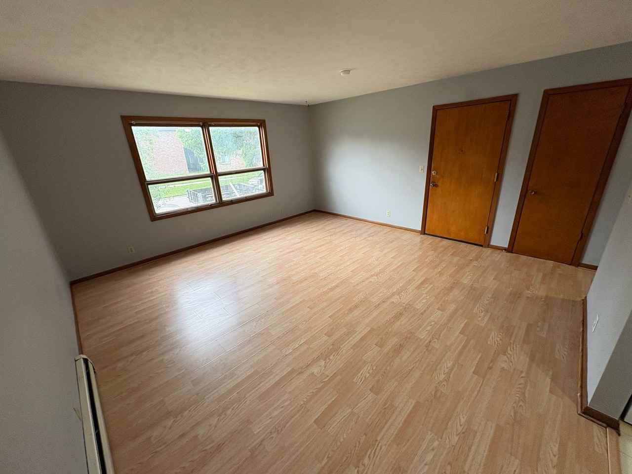 4918 Walker - Photo 2 of 28