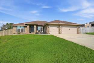 5746 Periwinkle Ln - Photo 1 of 1
