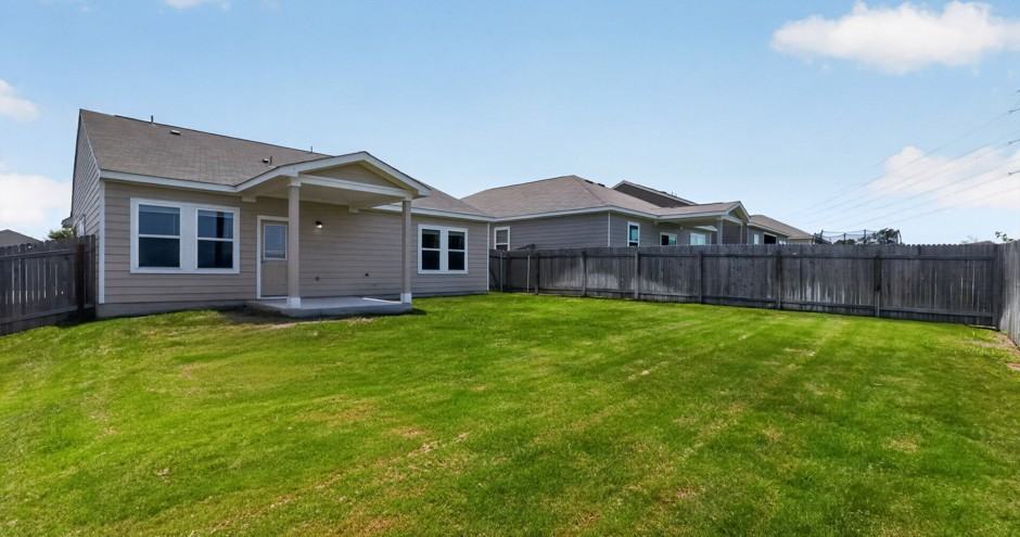Vine Creek Reserve Rental Homes - Photo 5 of 22
