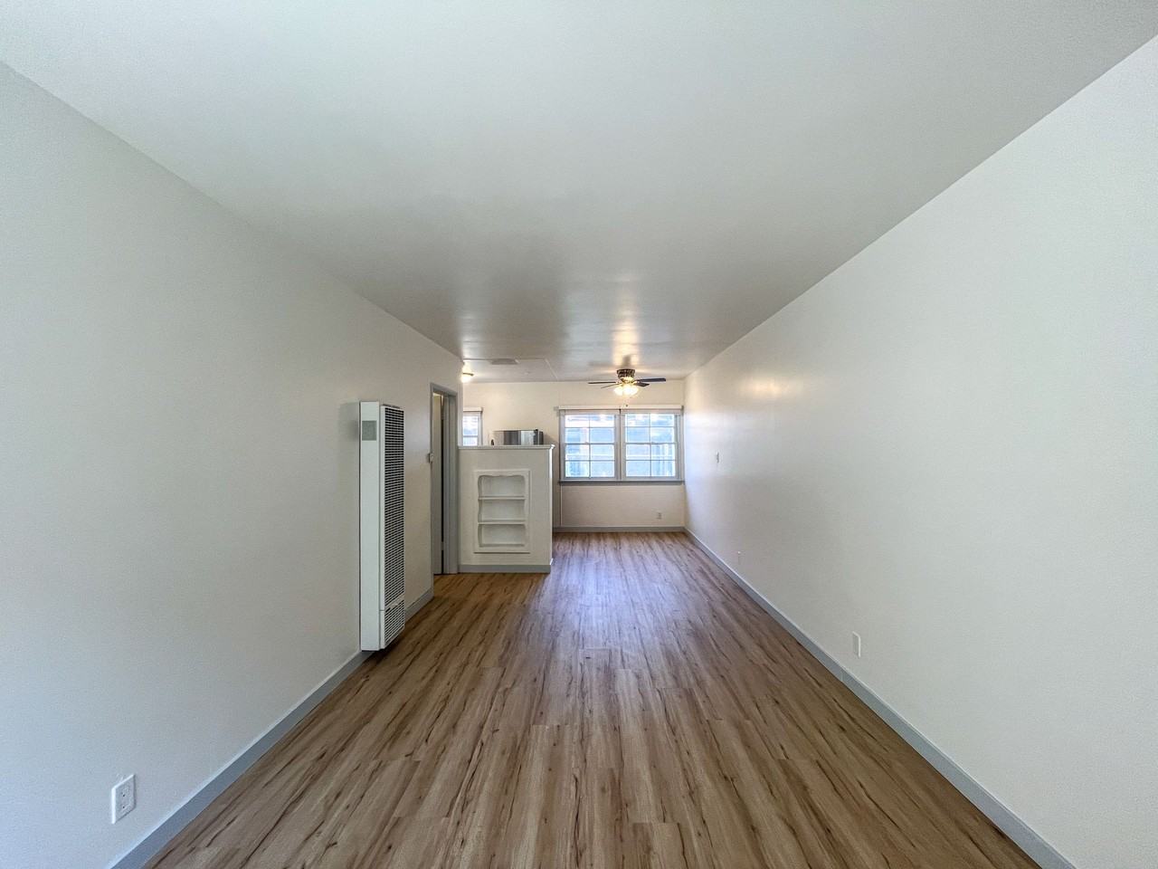 5919-5925 Crenshaw Blvd - Photo 3 of 14