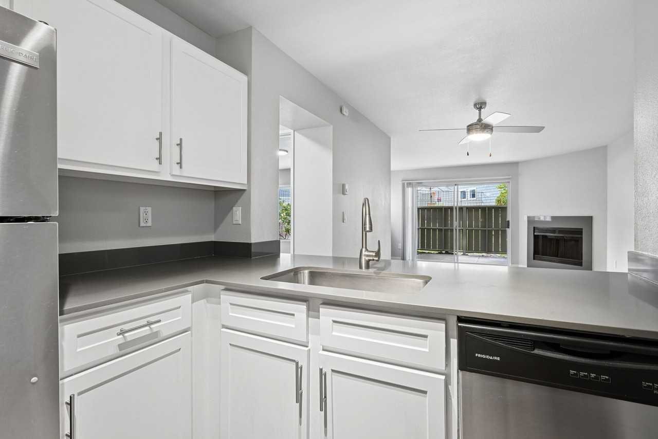 Sterling Pointe - Photo 2 of 27