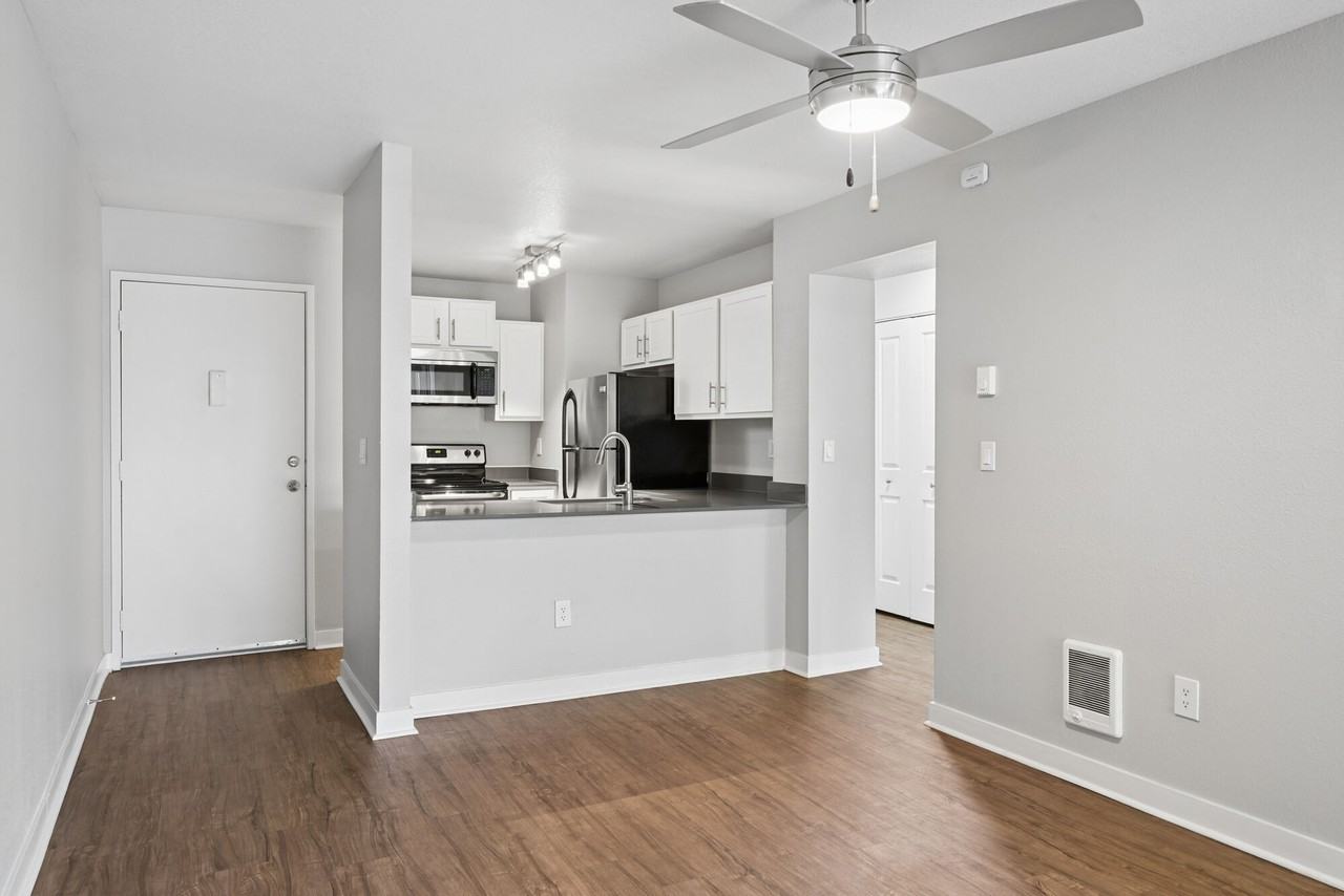 Sterling Pointe - Photo 3 of 27