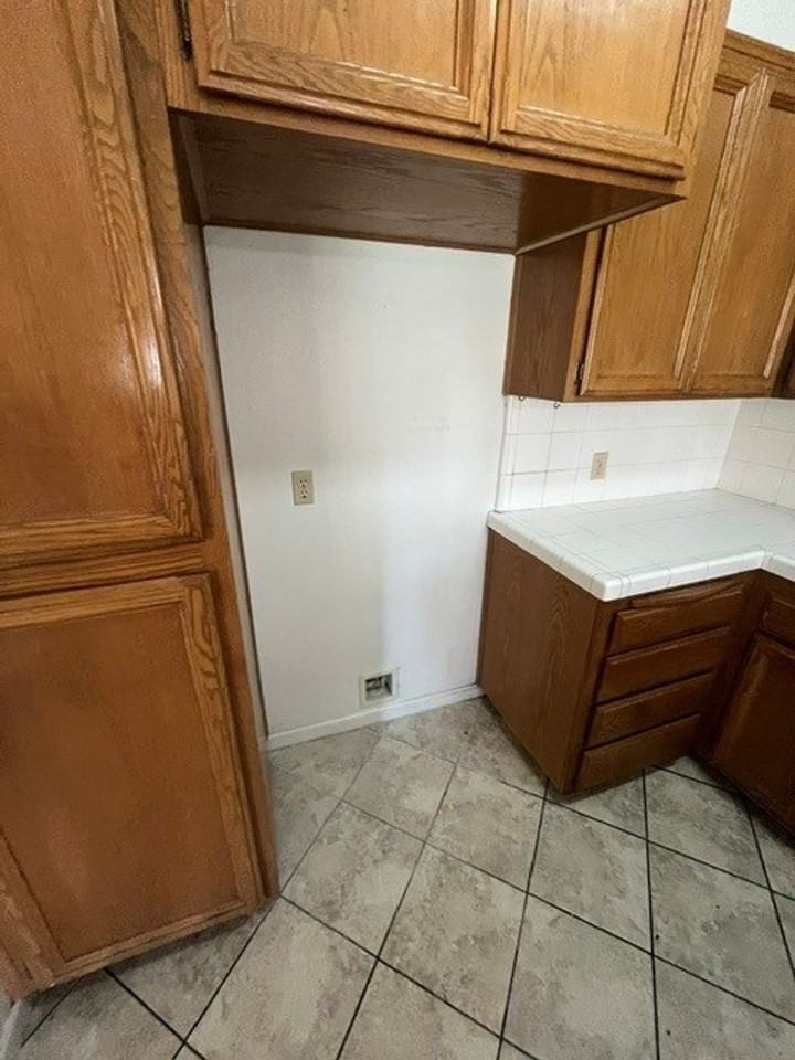1874 E Bridger Ave - Photo 6 of 16
