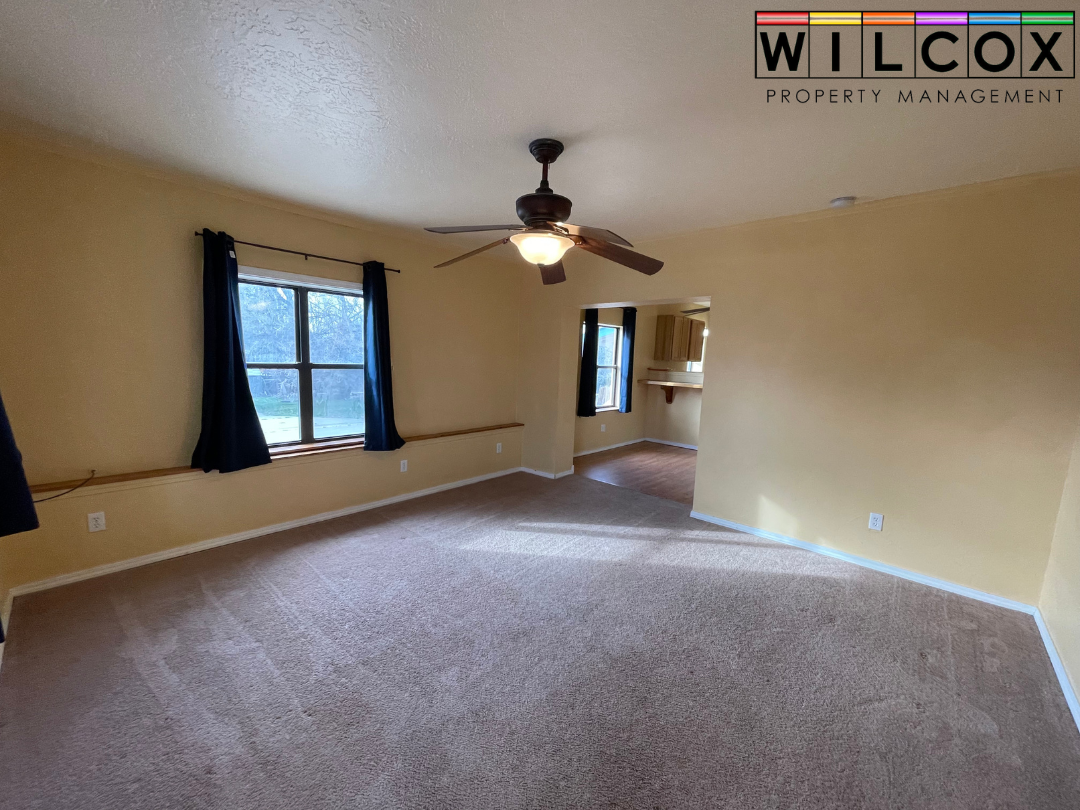 713 Acoma Pl #A - Photo 5 of 17
