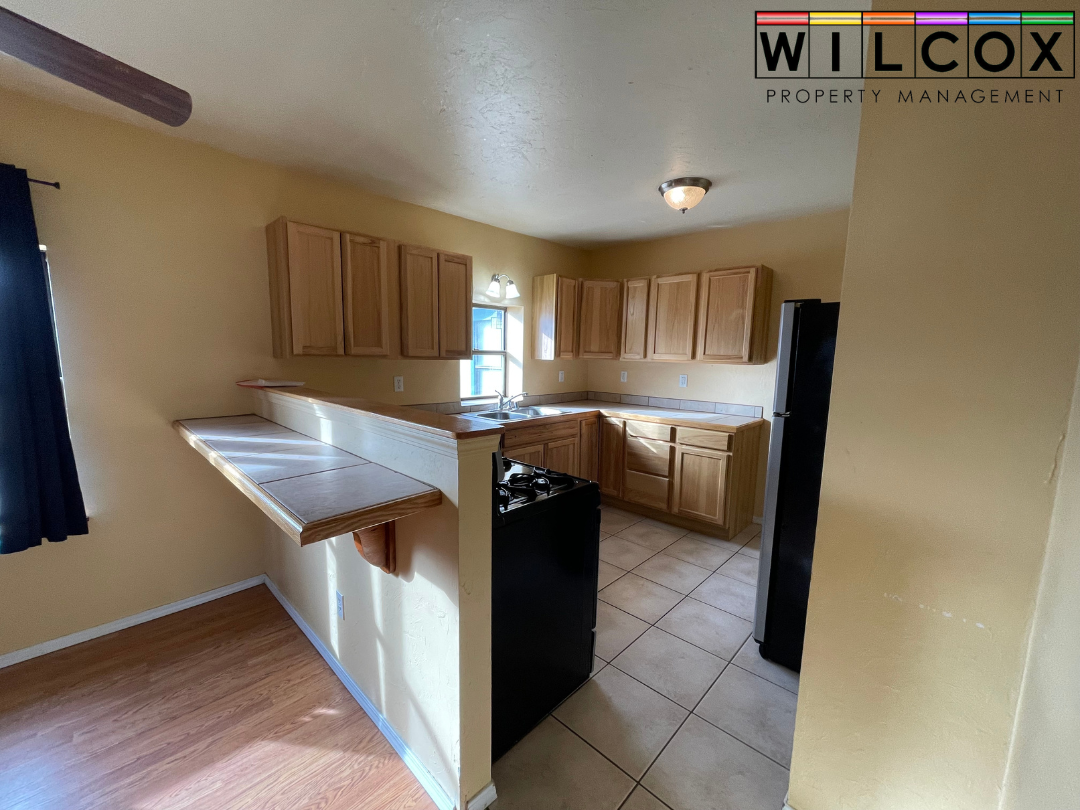 713 Acoma Pl #A - Photo 6 of 17