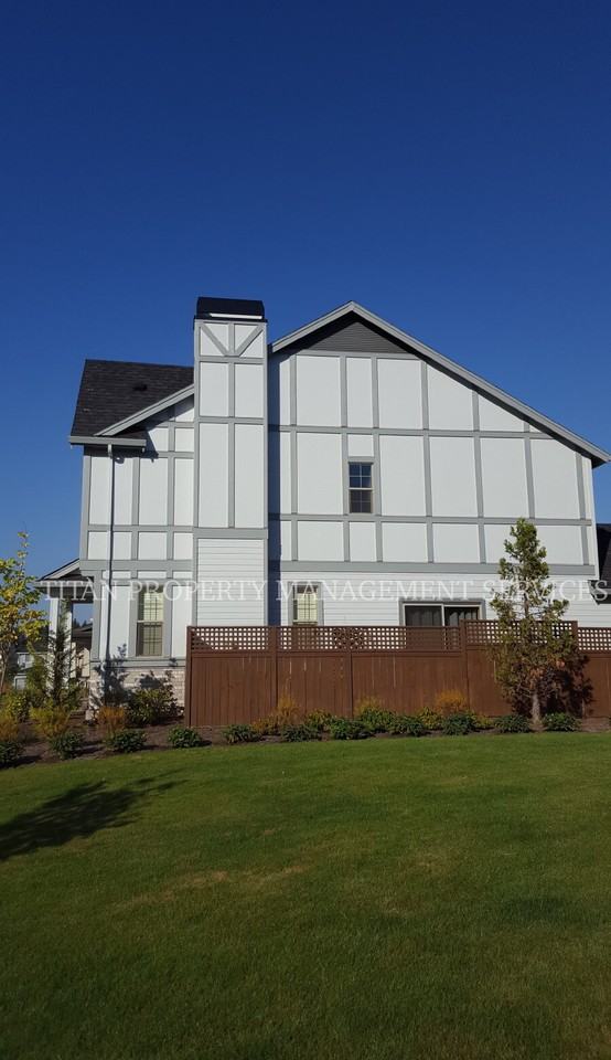 28686 Sw Geneva Loop - Photo 2 of 11
