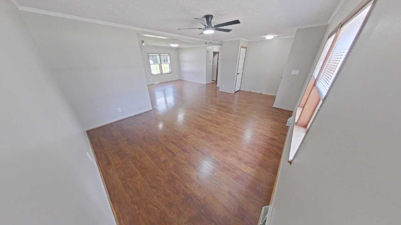 3090 Joslyn Rd - Photo 3 of 15