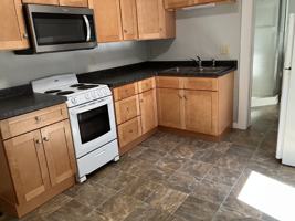 featured image of 23 Woodlawn Ave Apt 2a #2A