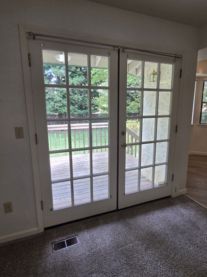 3706 Mount Ashland Ave - Photo 7 of 38