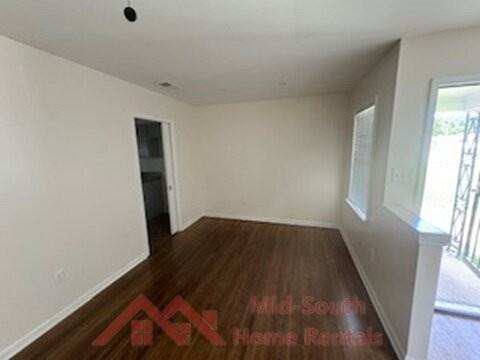 4403 Jamaica Ave - Photo 7 of 21
