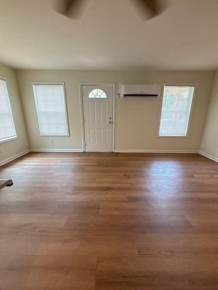 38 Honeysuckle Dr - Photo 2 of 13