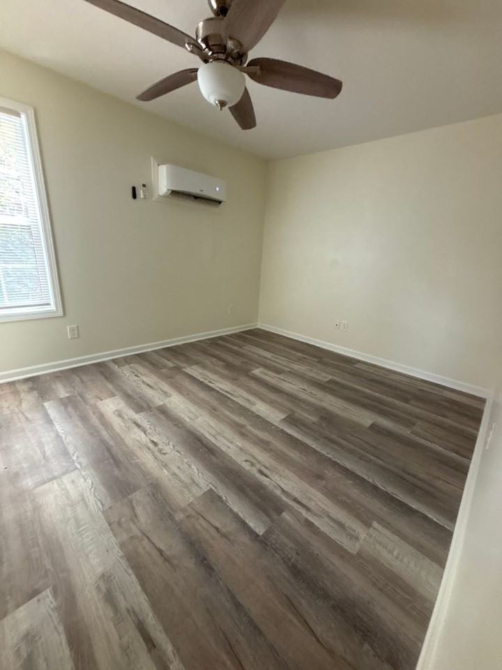 38 Honeysuckle Dr - Photo 6 of 13
