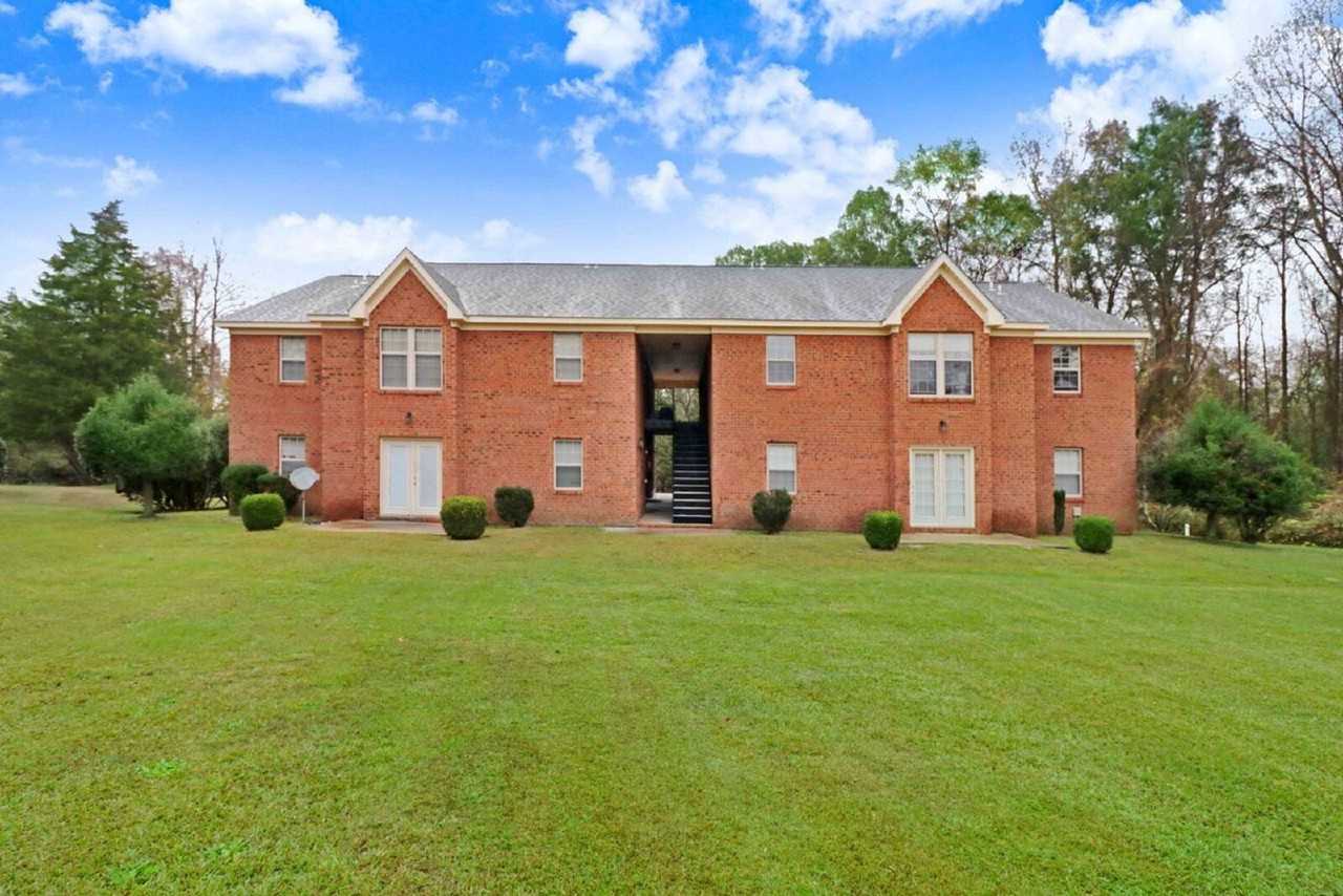 3800 Wayne Memorial Dr - Photo 2 of 24