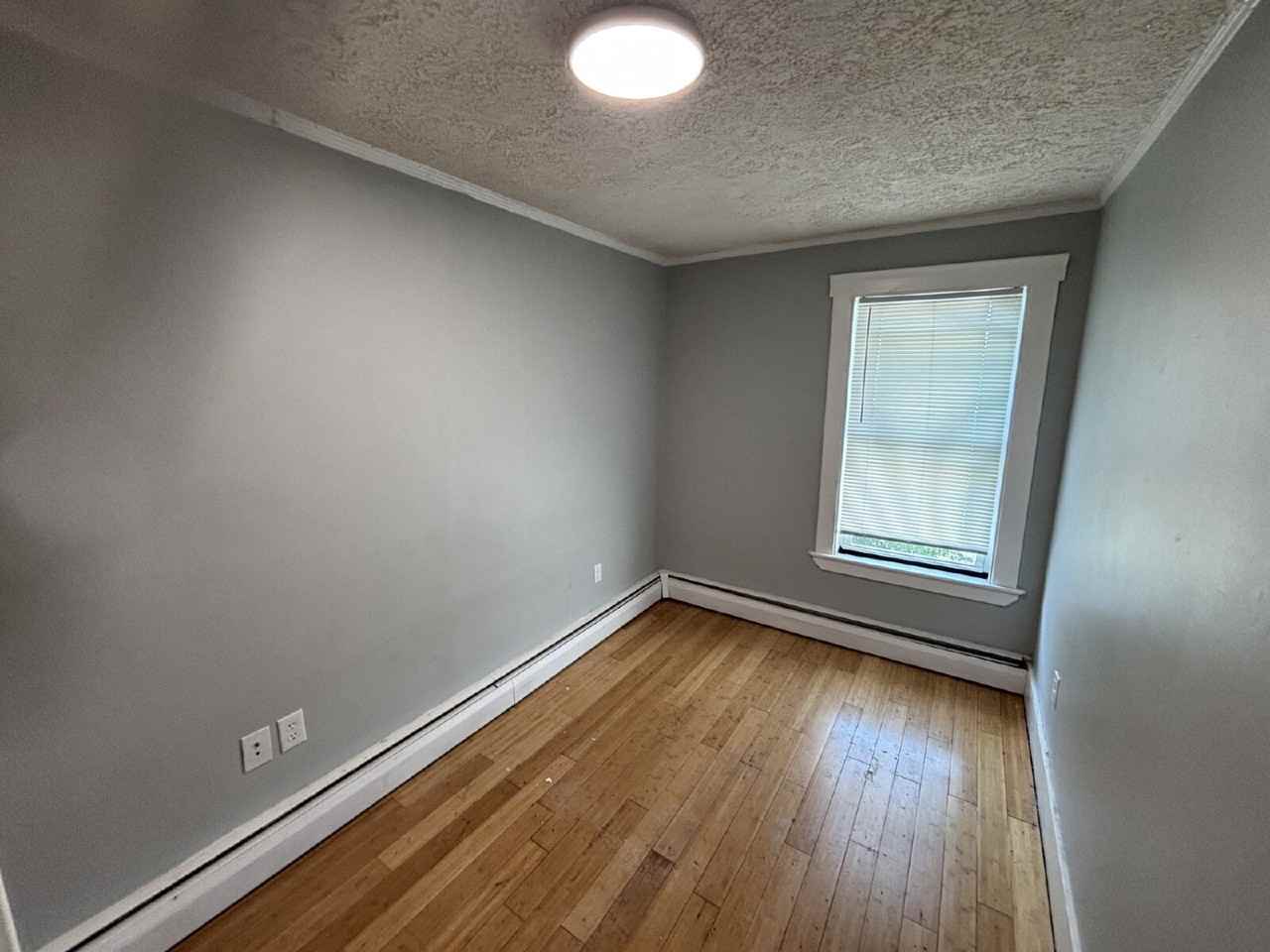 42 Spruce St #4 - Photo 4 of 13