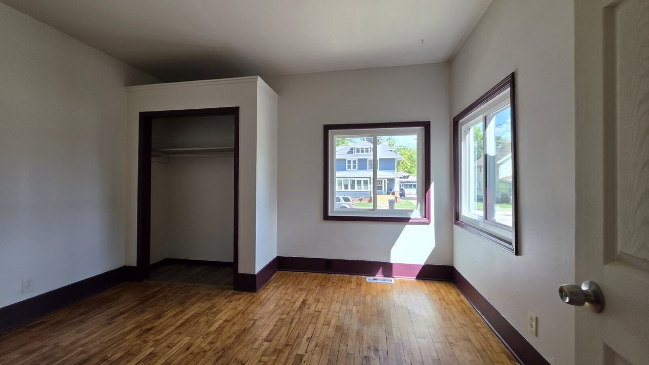 1115 N Richmond St - Photo 6 of 20