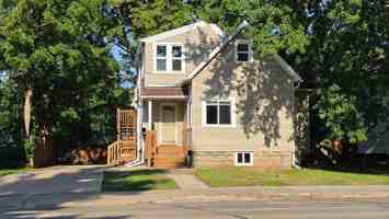 featured image of 1115 N Richmond St