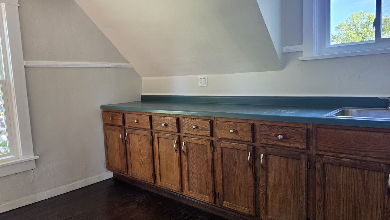 1115 N Richmond St - Photo 4 of 18