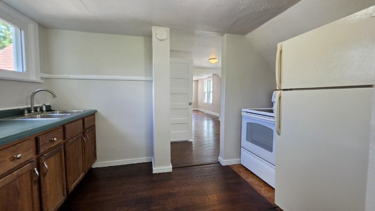 1115 N Richmond St - Photo 6 of 18