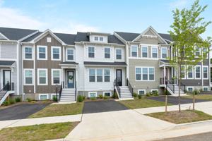 featured image of 2230 Leeham St