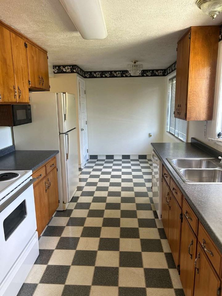 128 Fowler Ave #UP - Photo 4 of 15