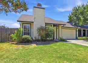 13422 Pebble Cir - Photo 1 of 1
