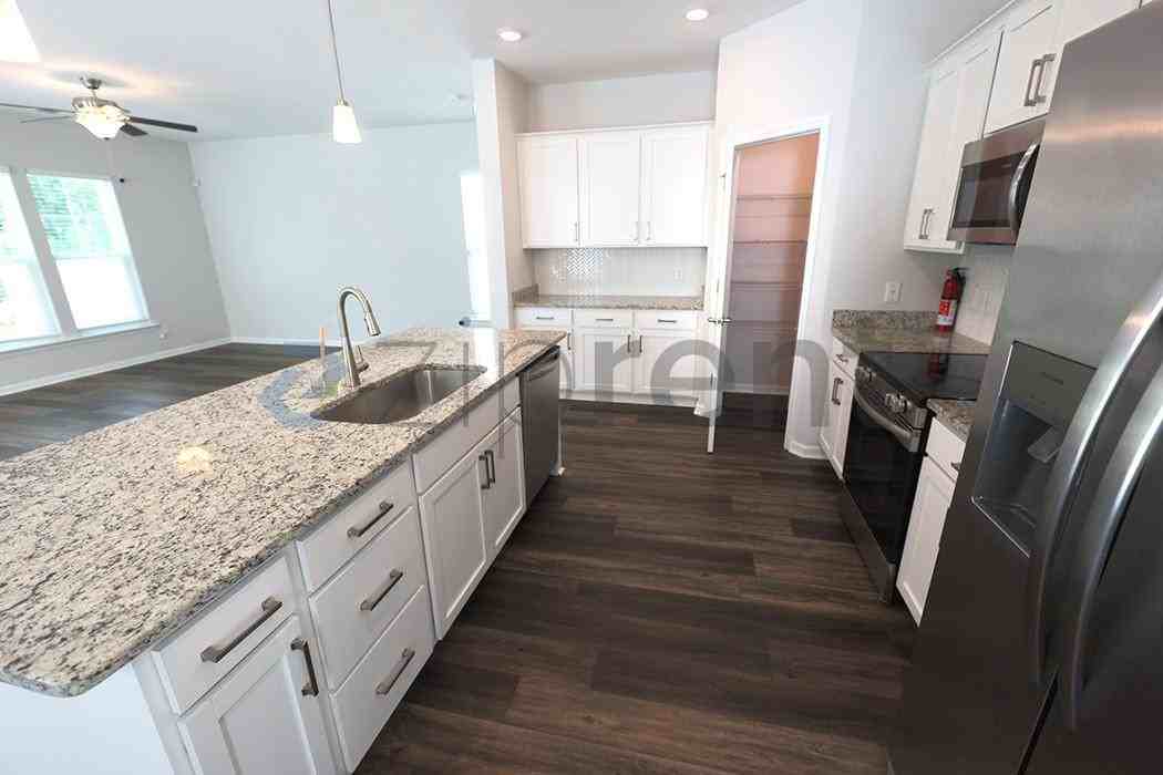 244 Flagler Dr - Photo 7 of 32