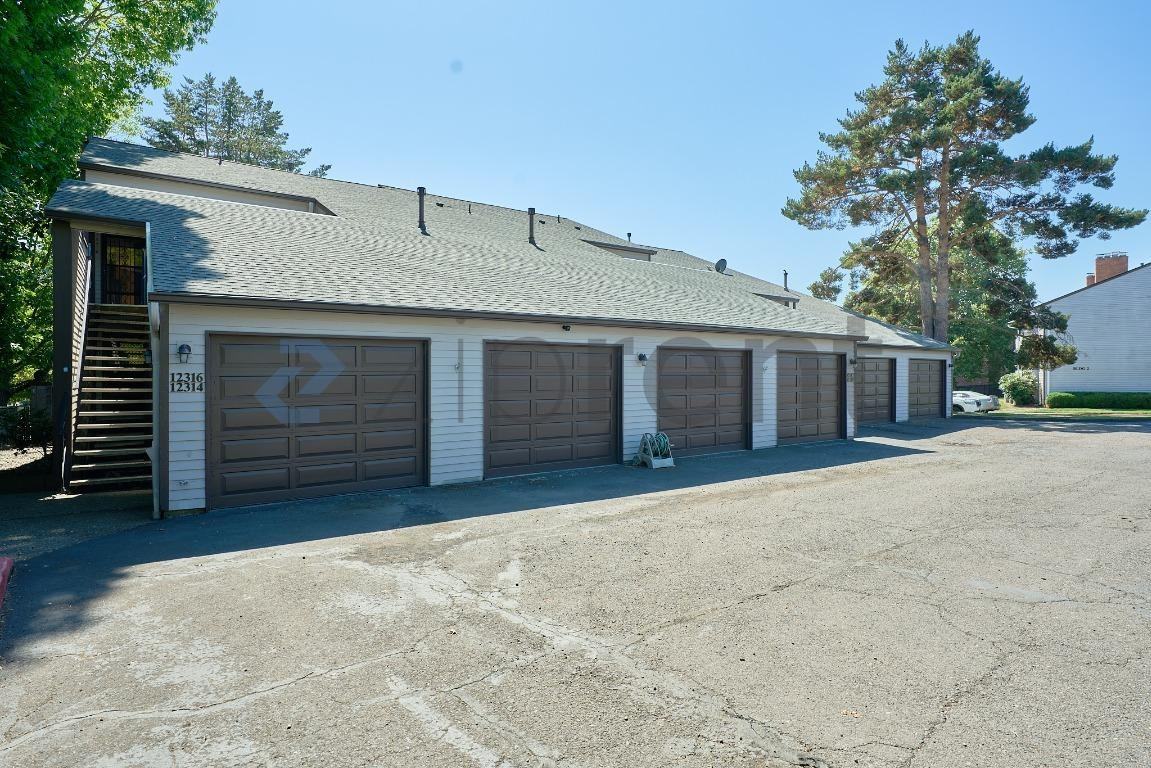 12316 Se 104th Ct - Photo 4 of 22