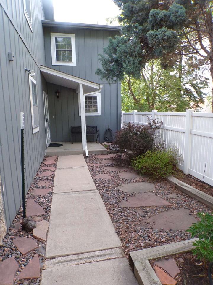 2714 S Xanadu Way - Photo 2 of 28